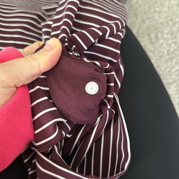 LULULEMON Maroon White Striped Luxtreme Wunder Under Crop Leggings 4 - Picture 2 of 7